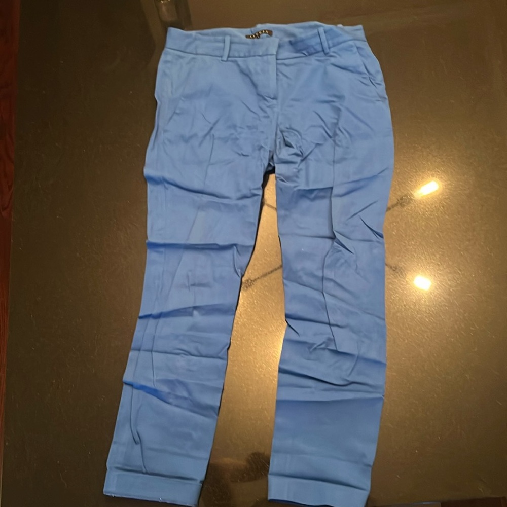 Theory blue stretch jeans. Size 8